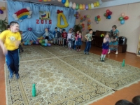 reg-school.ru/tula/kurkino/knosh/news/20150604_Den_zasch_detei_06.jpg